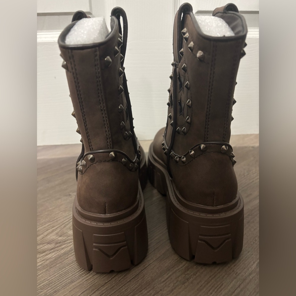 NWOB Dolls Kill / Current Mood Brown Town Ain’t Big Enough Cowboy Boots - Picture 5 of 6